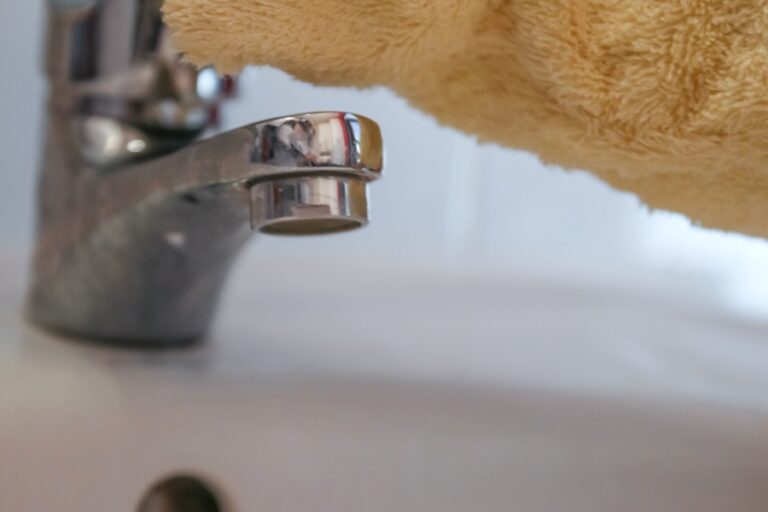 what-to-do-when-there-s-no-water-from-your-taps-dehart-plumbing